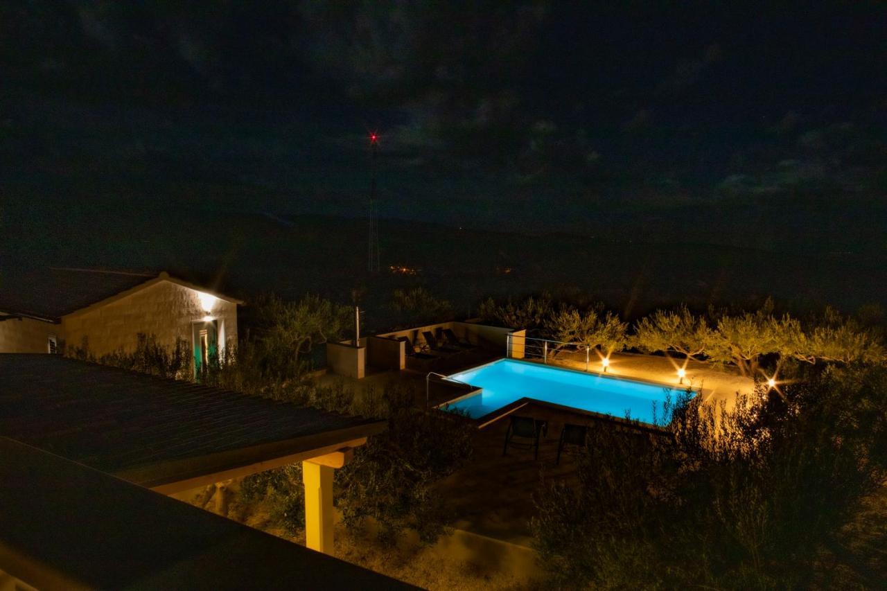 Opg Villa Meri Pucisca Luaran gambar
