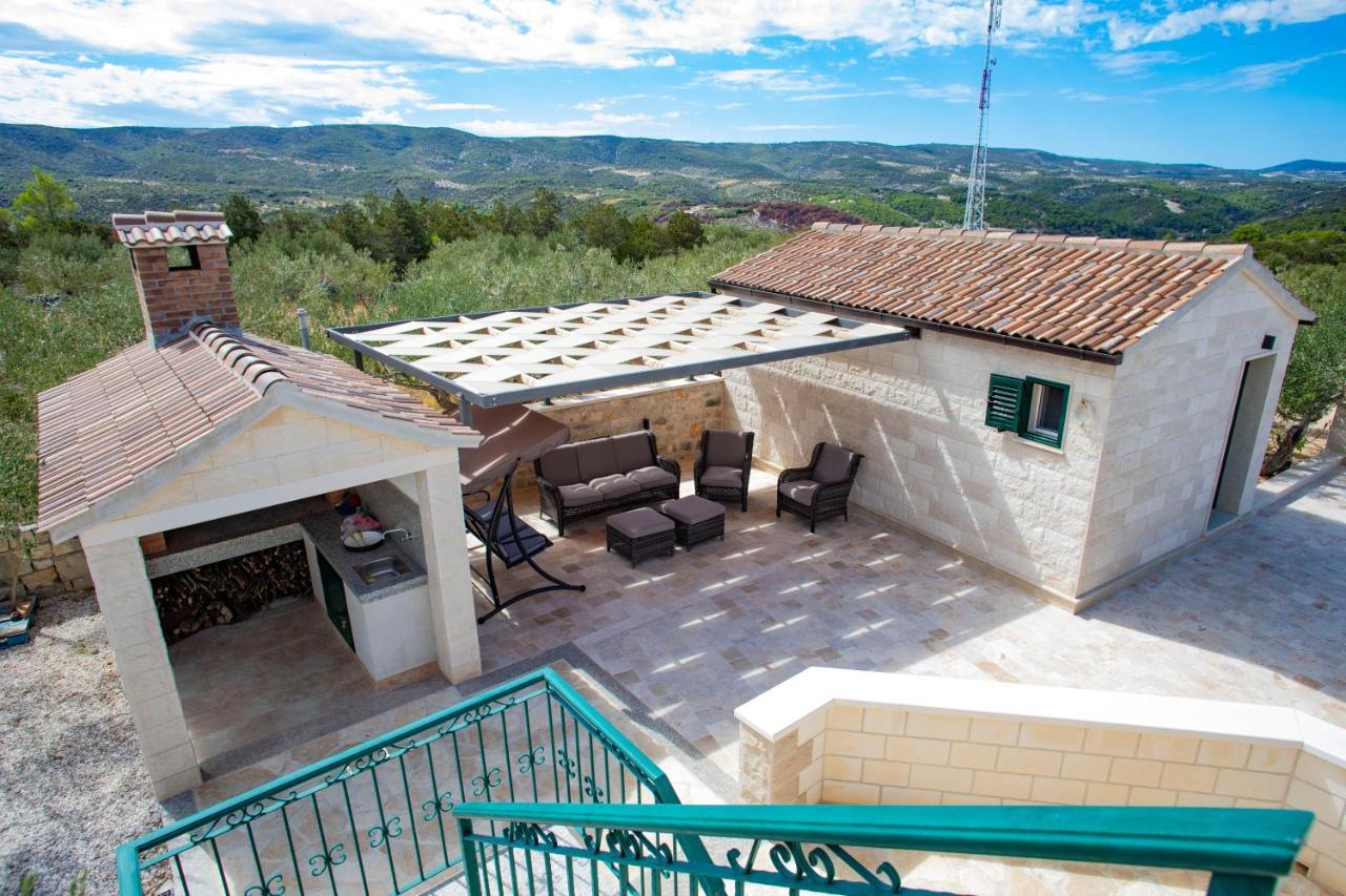 Opg Villa Meri Pucisca Luaran gambar